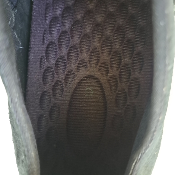 Dansko Honor Black Sneakers Elastic Lace Slip In Classic Low-Top Design Sz 10 - Picture 5 of 8